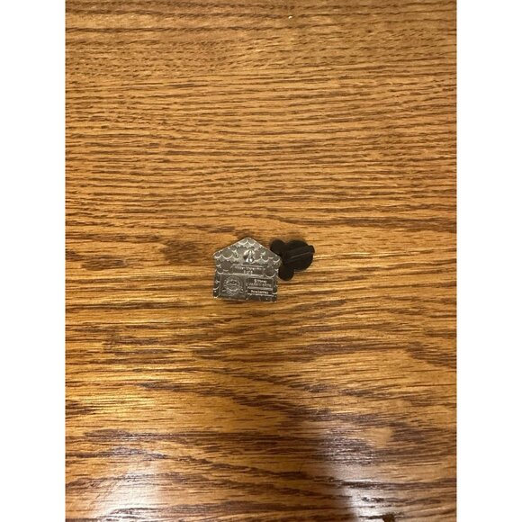 Disney pin 136866 Percy Pocahontas Doghouses dog house hidden mickey 2019 DLR - Picture 2 of 2